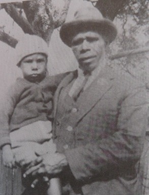 Tom Williams senior with his son Tom at Salt Pan Creek - 1923